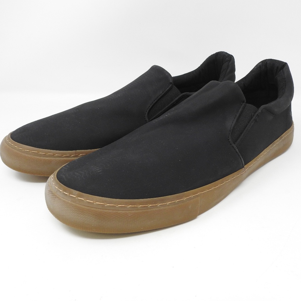 ASOS DESIGN Slip On Plimsolls Black w/ Gum Sole